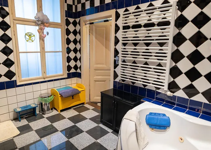 Апартаменты Cosy & Convenient Viennese Charm Вена